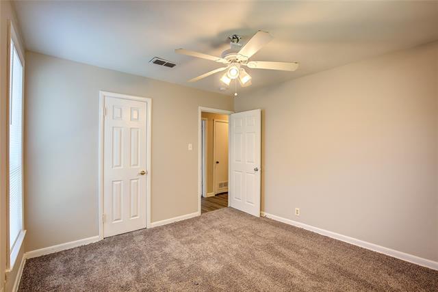 Building Photo - 620 Harrison Ln