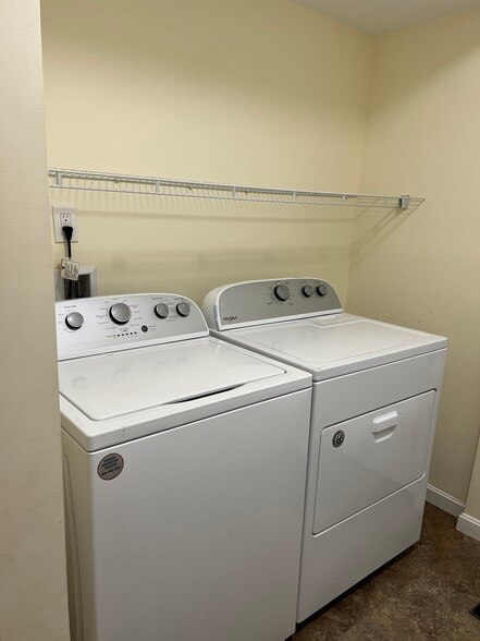 Laundry closet - 682 Tyler St