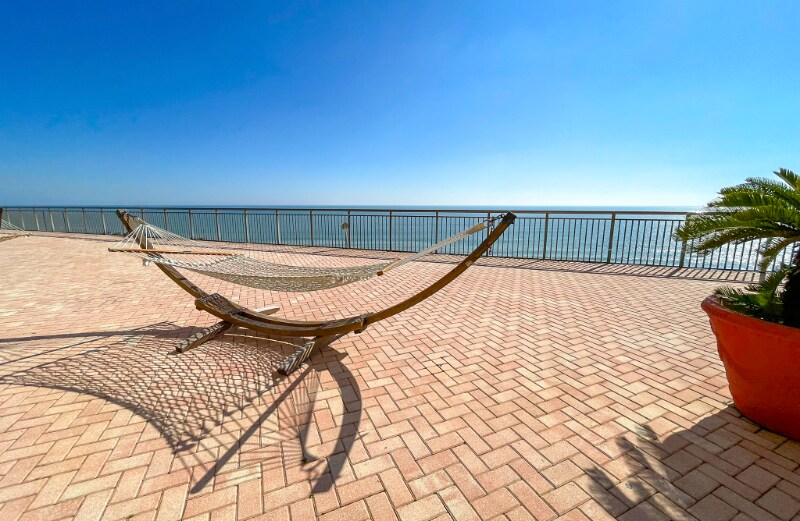 Building Photo - 6900 N Ocean Blvd