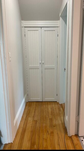 Building Photo - 71 Arsenal St