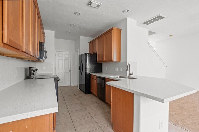 Building Photo - 35 Wickerdale Pl
