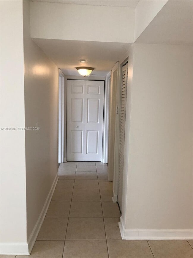 Building Photo - 8400 SW 133rd Avenue Rd