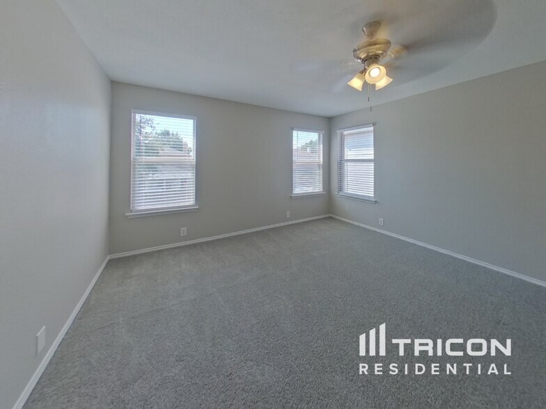 Building Photo - 1308 Stetson Trail