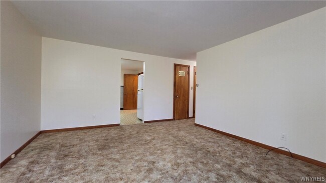 Building Photo - 419 Cherokee Dr