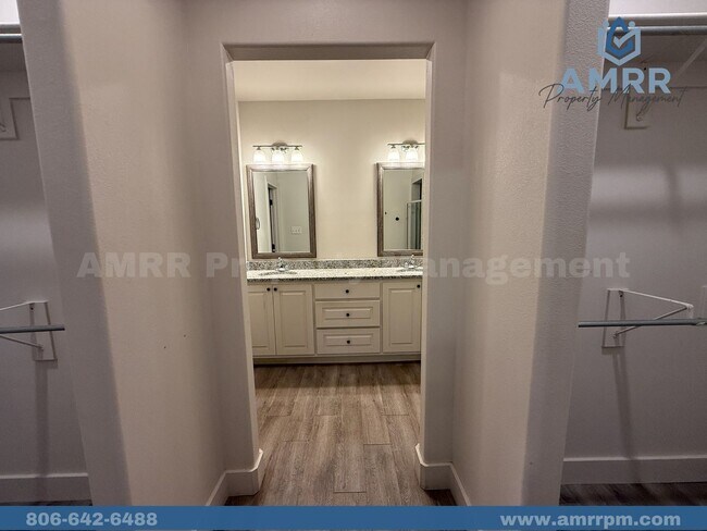 Building Photo - 1704 102nd St