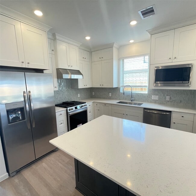 Building Photo - 30310 Tall Fescue Dr