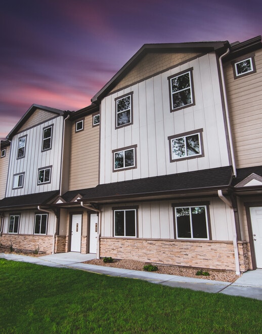 Building Photo - Starwood Farms Townhomes
