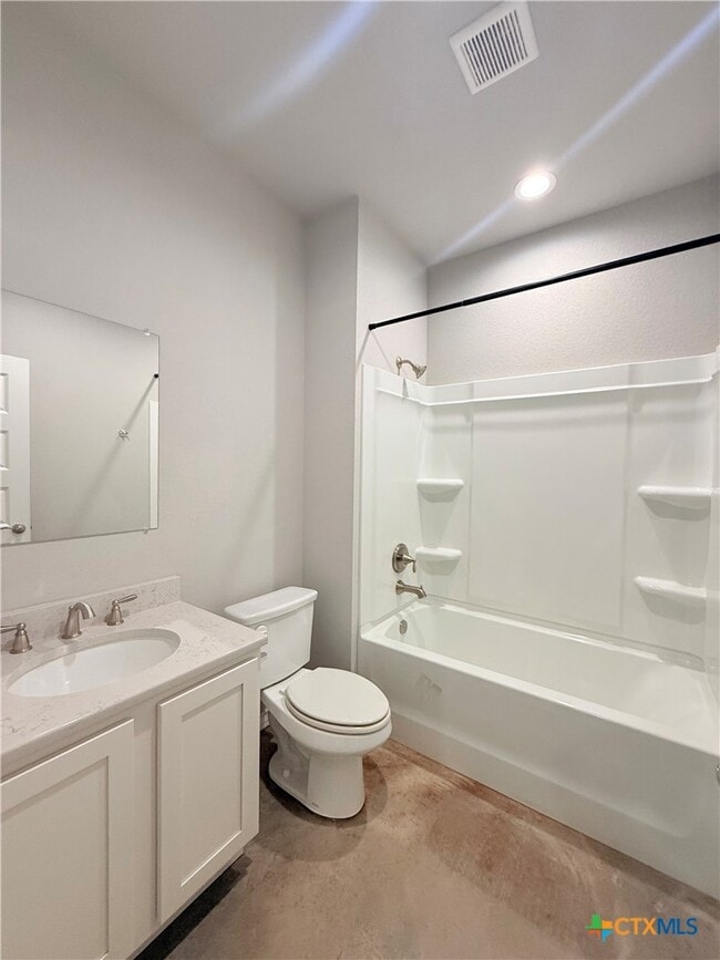 Building Photo - 607 E Martindale St