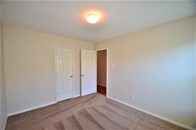 Building Photo - 2307 Stiller Ridge Way