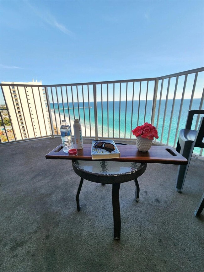 Building Photo - 16819 Front Beach Rd