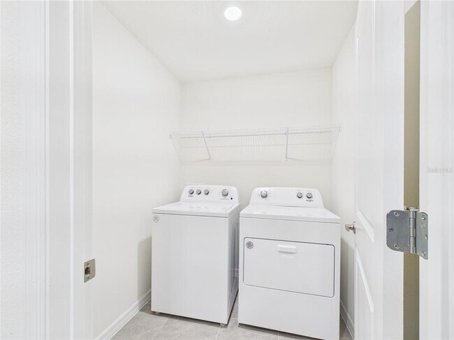 Building Photo - 4742 SW 88th St