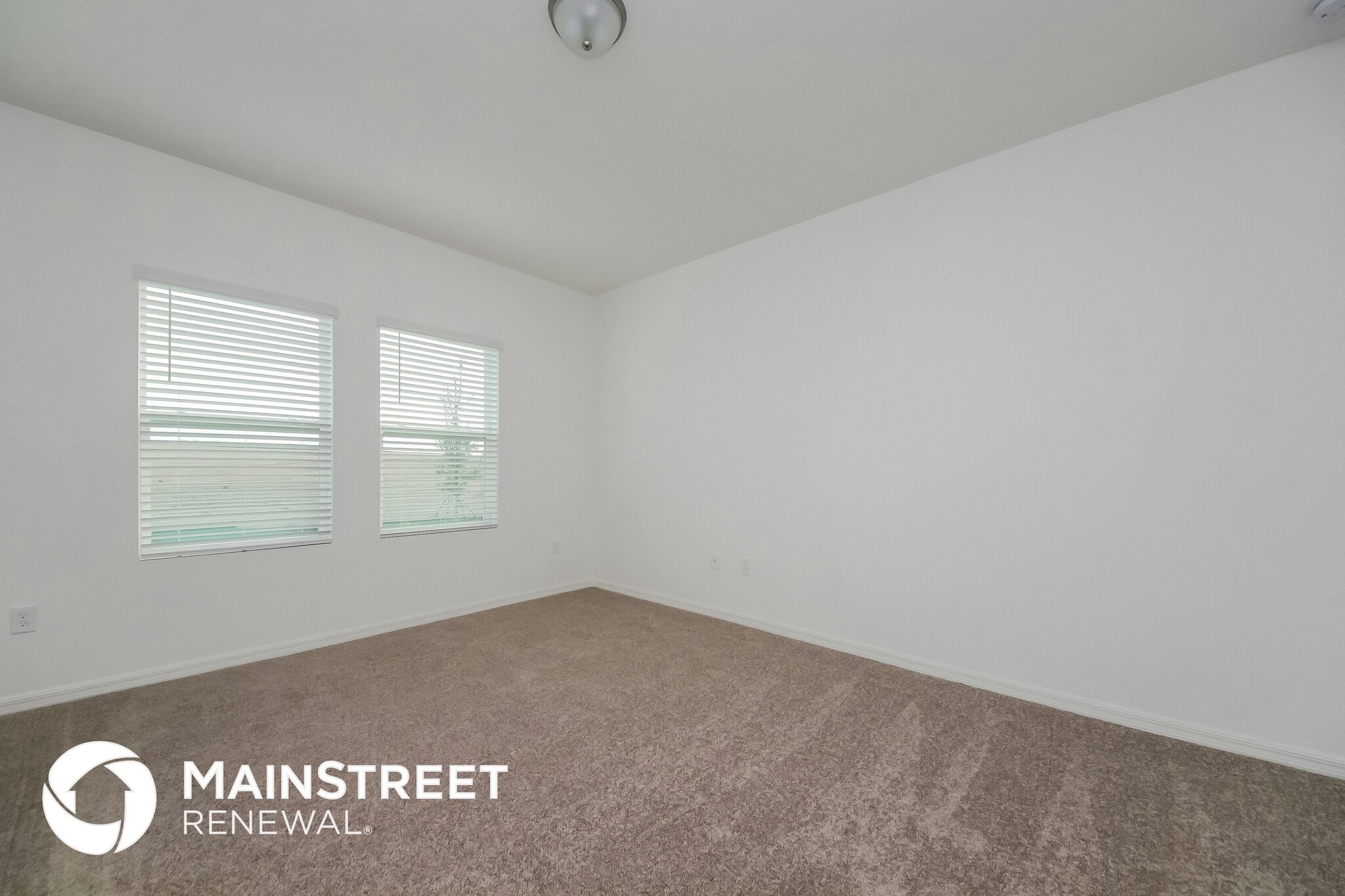 Building Photo - 146 Hidden Lk Lp