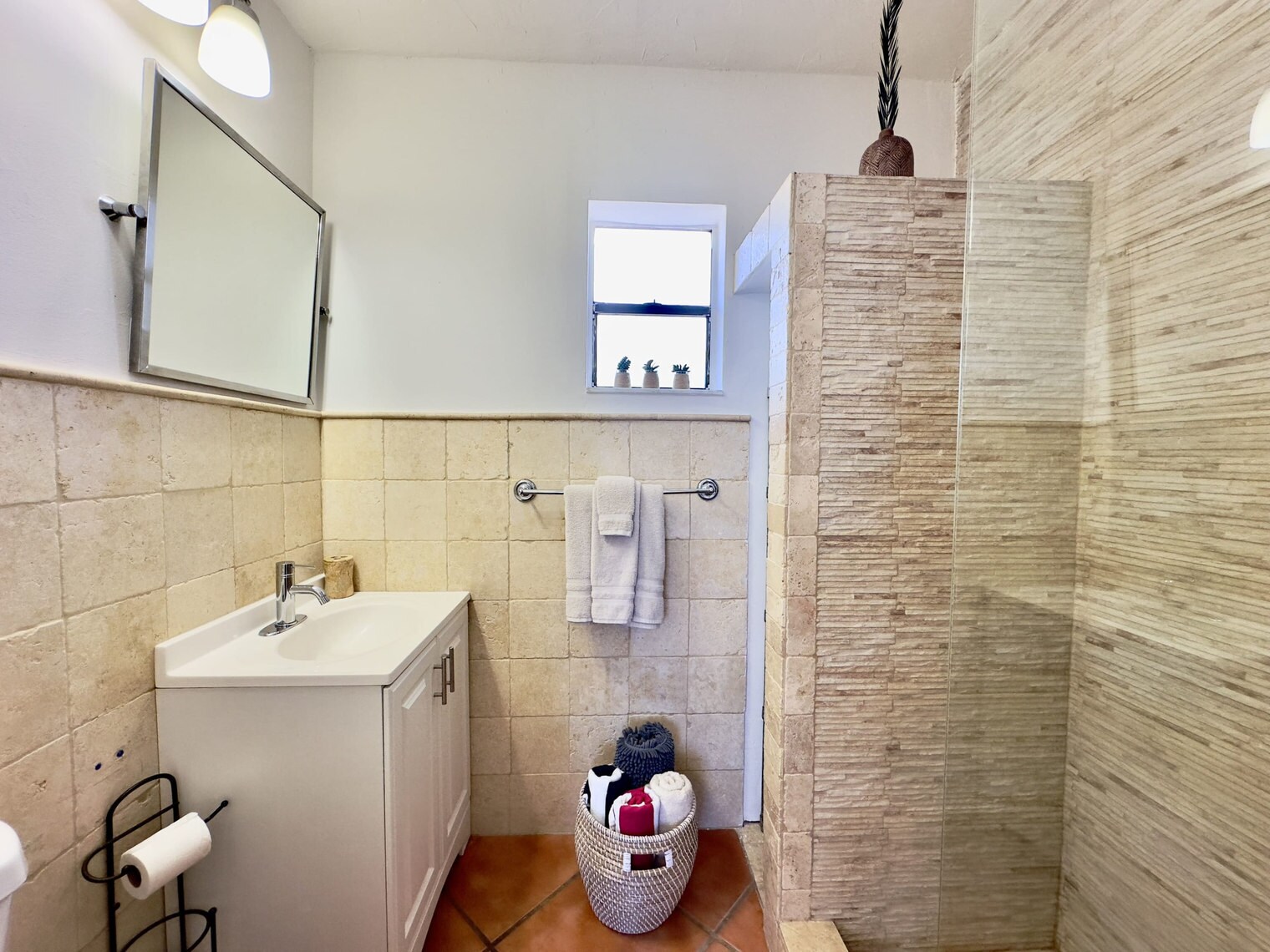 Building Photo - 104 Harding St