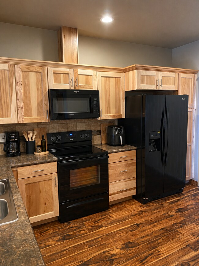 Building Photo - New Lower Rent + $500 Off? Turns Out Saving Money Is Our Love Language.