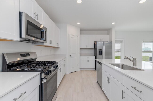 Building Photo - 13073 Empress Jewel Trl