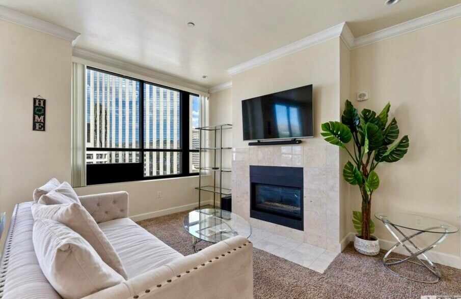 Building Photo - 450 N Arlington Ave