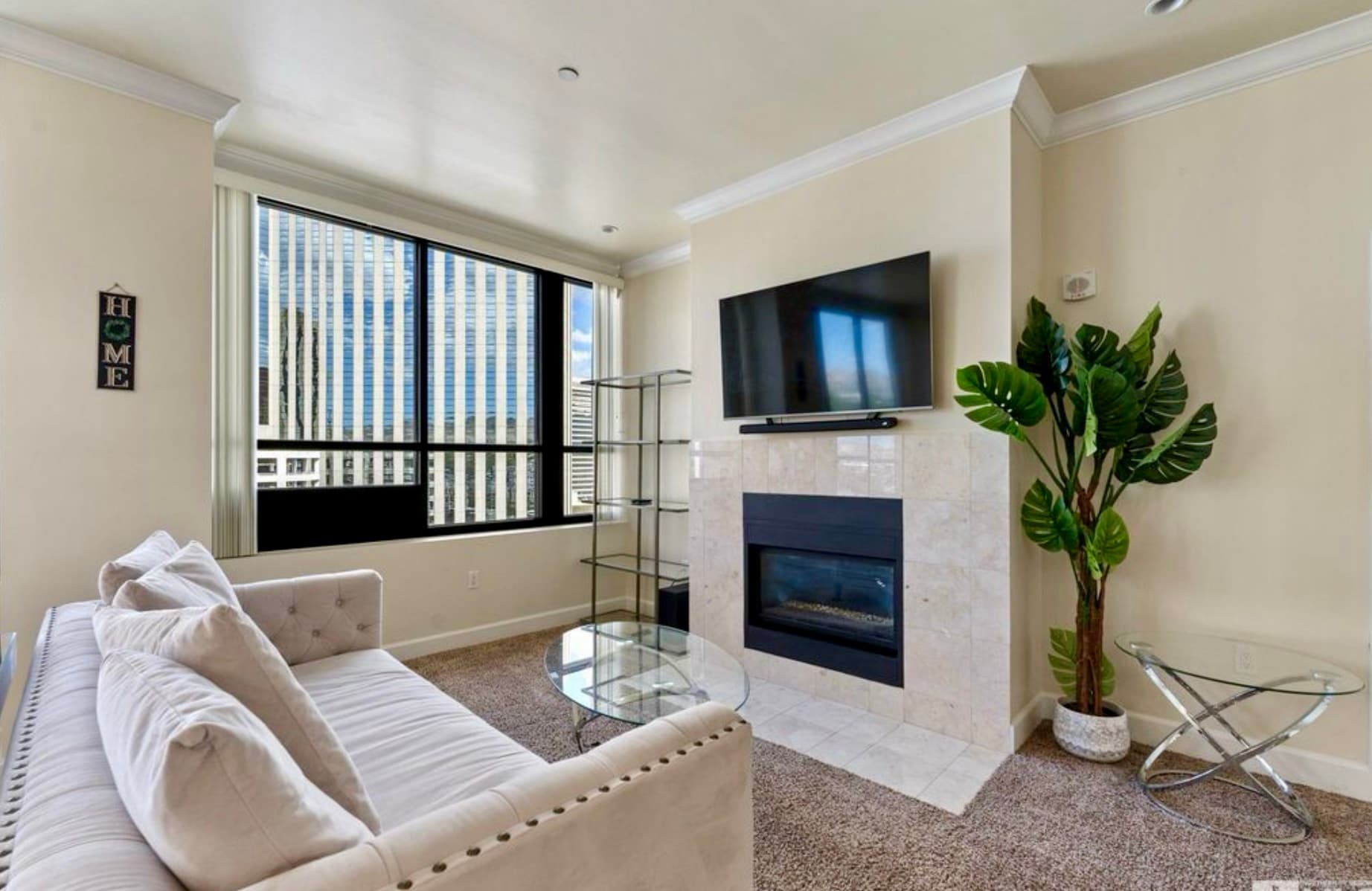 Building Photo - 450 N Arlington Ave