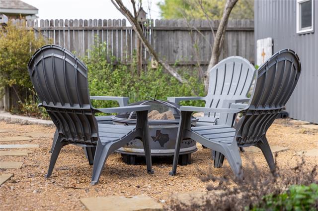 Building Photo - 801 Dickerson Cir