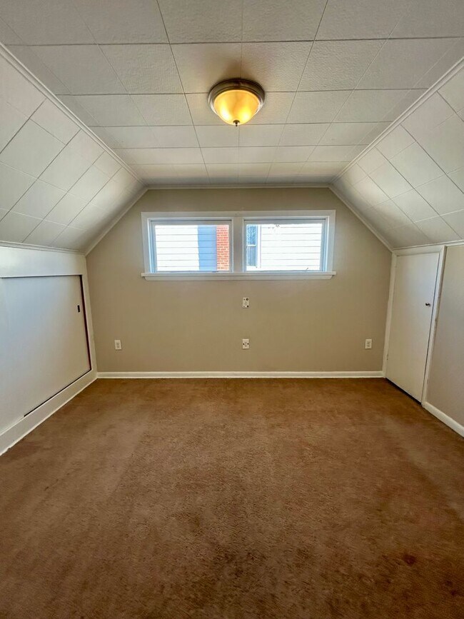 Building Photo - 3-bedroom Cape Cod in Susquehanna District