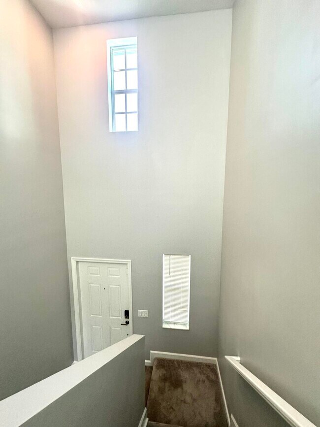 Building Photo - 4518 Dow Ln