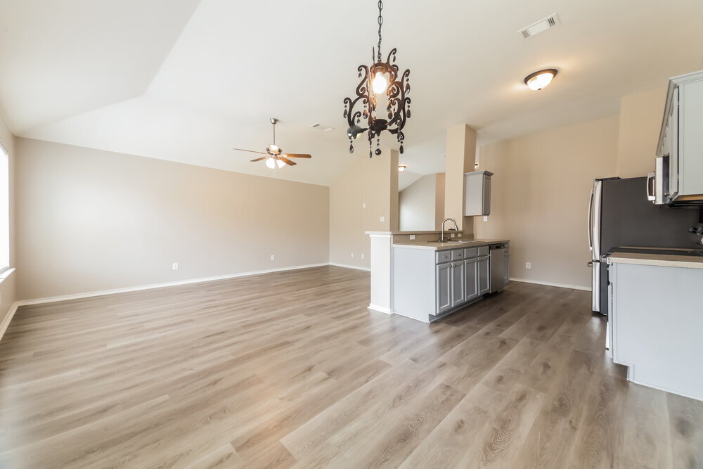 Building Photo - 1008 Halifax Ln