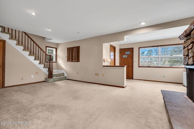 Building Photo - 501 Cable Ave