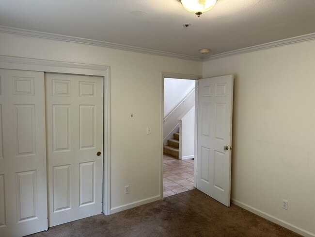 Building Photo - 25060 Soquel San Jose Rd