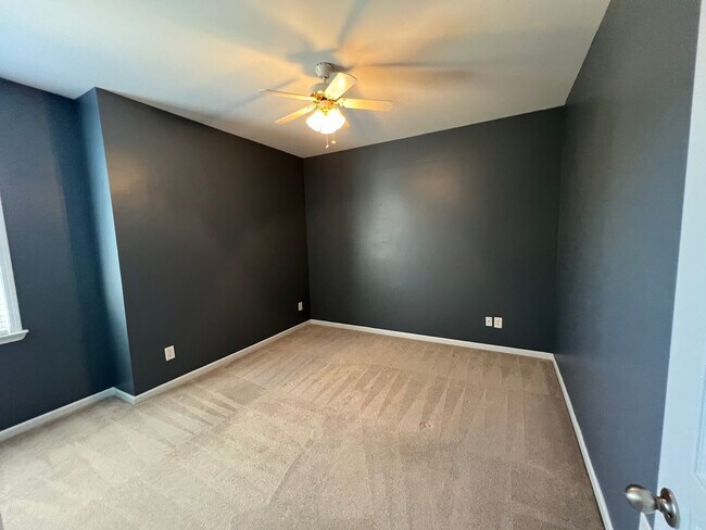 Building Photo - 10117 Falls Meadow Ct