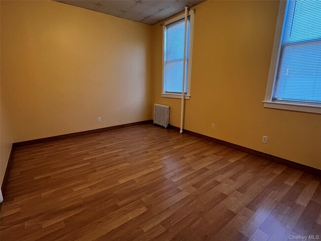 Building Photo - 5-16 Woodward Ave