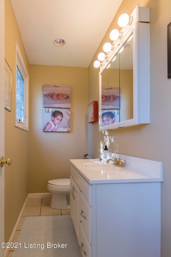 Building Photo - 9 Rebel Rd