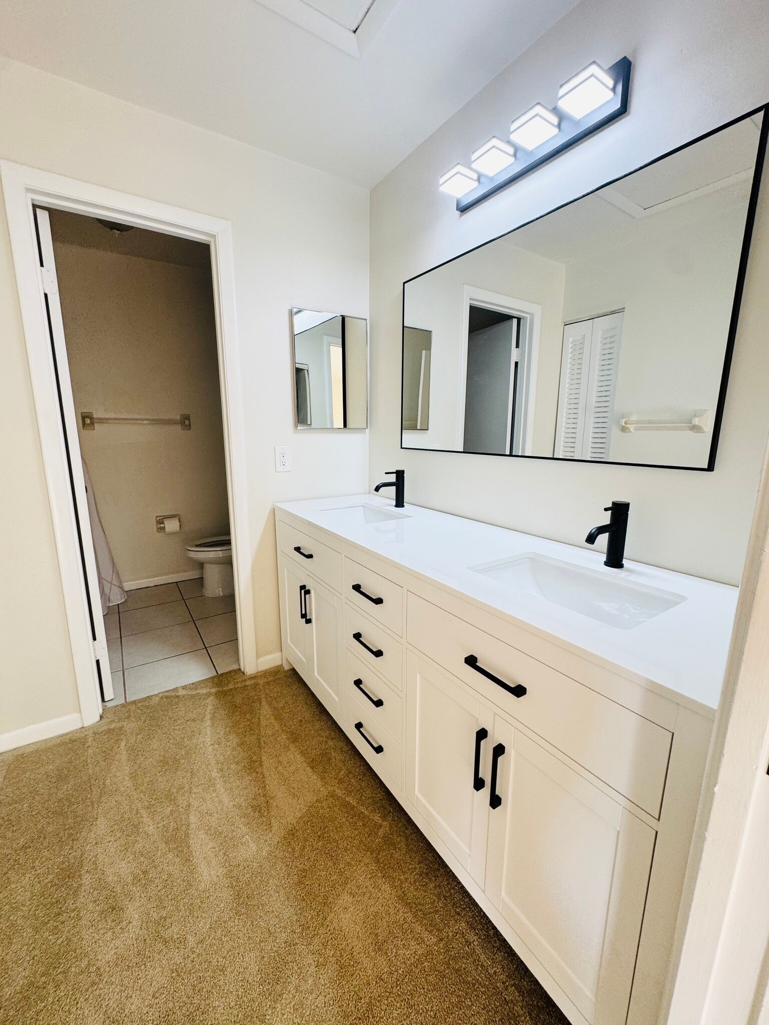 En-Suite - 200 S Banana River Blvd