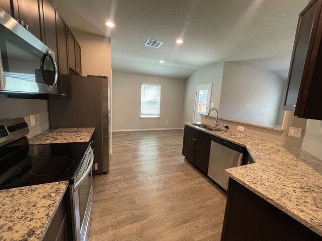 Building Photo - Beautiful Single-Story Rental Home in New Braunfels!