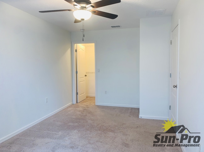 Building Photo - 147 Aston Grande Dr