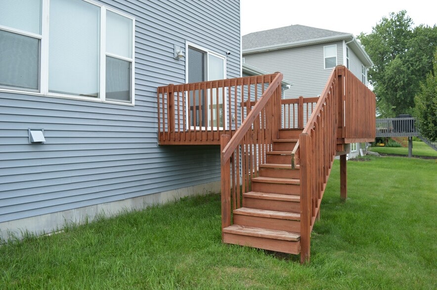 Building Photo - 321 Alton Dr