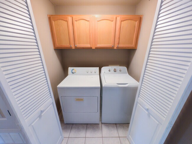 Building Photo - 1397 James Dudley Dr