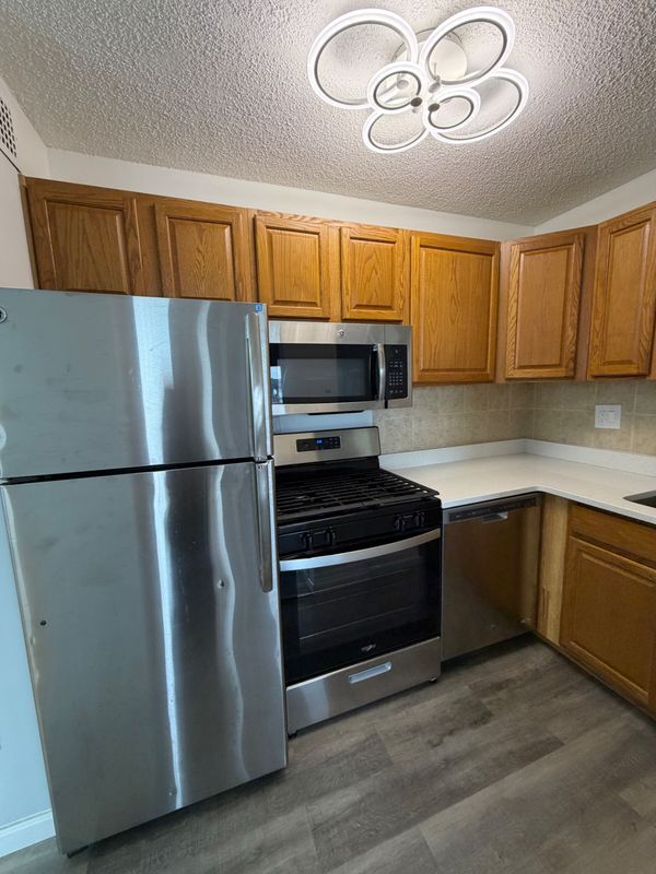 Building Photo - 1225 Martha Custis Dr