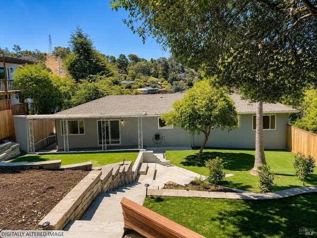 Building Photo - 44 Millay Pl