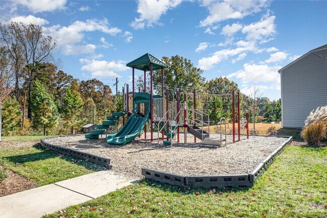 Building Photo - 10759 Adair Wds Dr