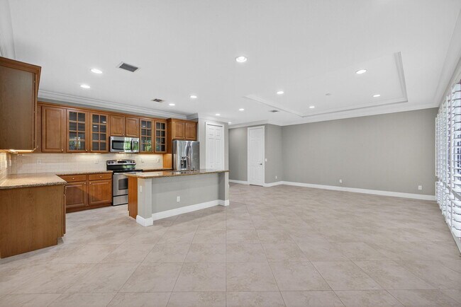 Building Photo - 4803 Cadiz Cir