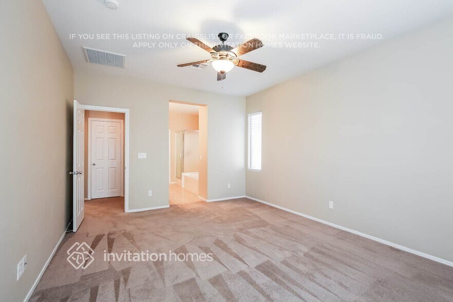 Building Photo - 3912 Helens Pouroff Ave