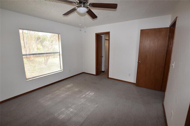 Building Photo - 2585 Derby Dr