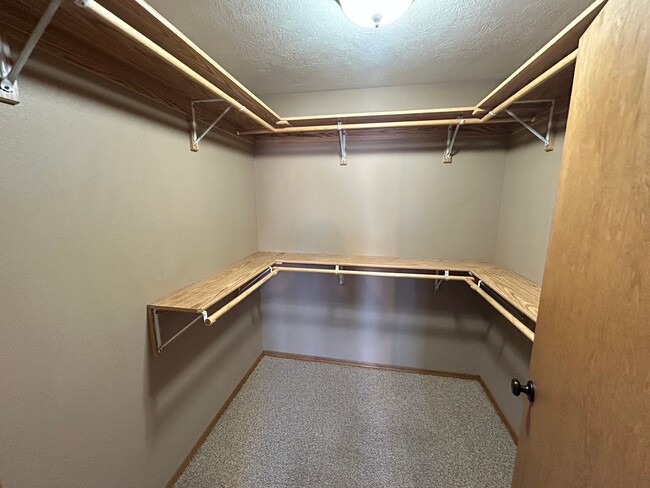 Building Photo - Spacious West Side Gem with Modern Comforts and Endless Possibilities!