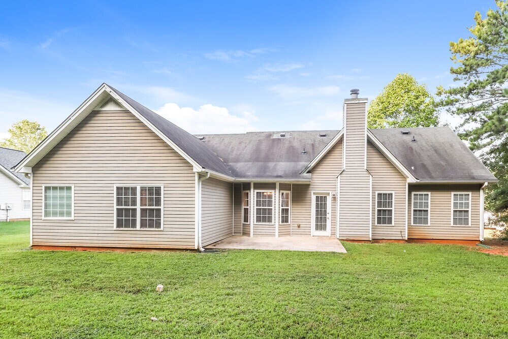 Building Photo - 229 Oakview Dr