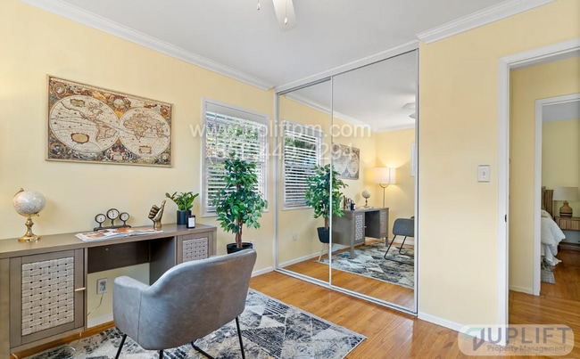 Building Photo - Charming 3-Bedroom Home with Bonus Living ...