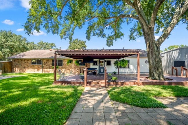 Building Photo - 2411 Orange St