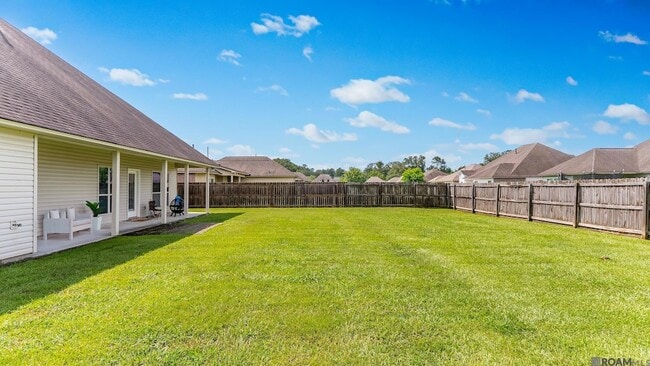 Building Photo - 17634 Hoods Ridge Dr