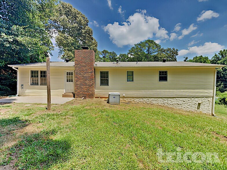 Building Photo - 507 Neil Ct