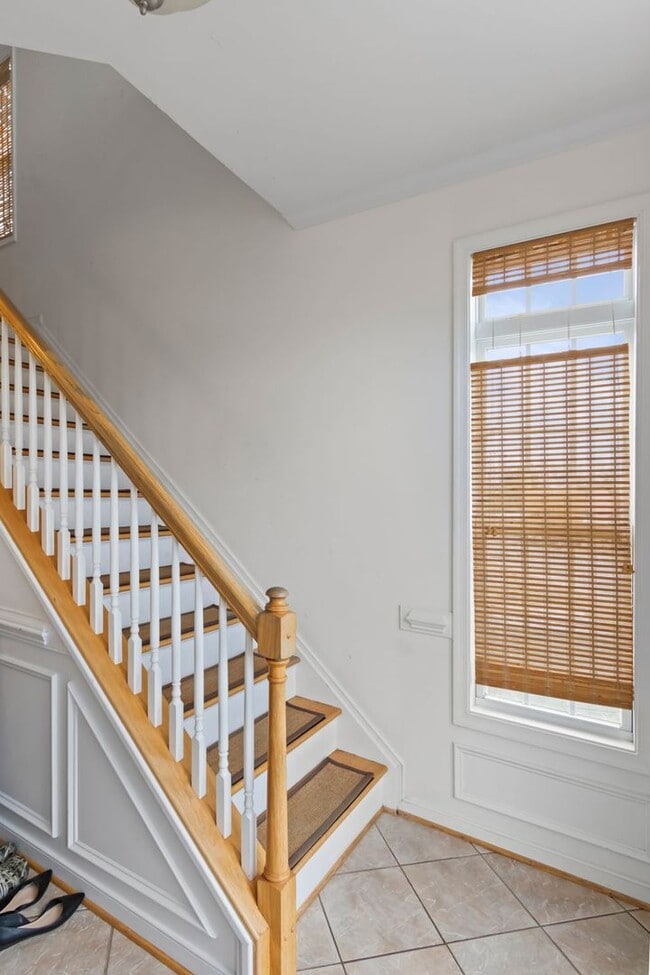 Building Photo - **COMING SOON**  WATER VIEW TOWNHOME IN MONROE POINT – COLONIAL BEACH, VA