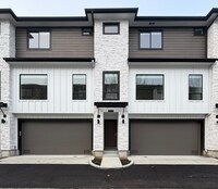 Building Photo - 4614 N Iota Ln