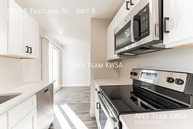 Building Photo - 2106 E Eastland St